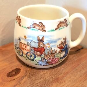 Royal Doulton Cream Children's Mug with Bunny Design